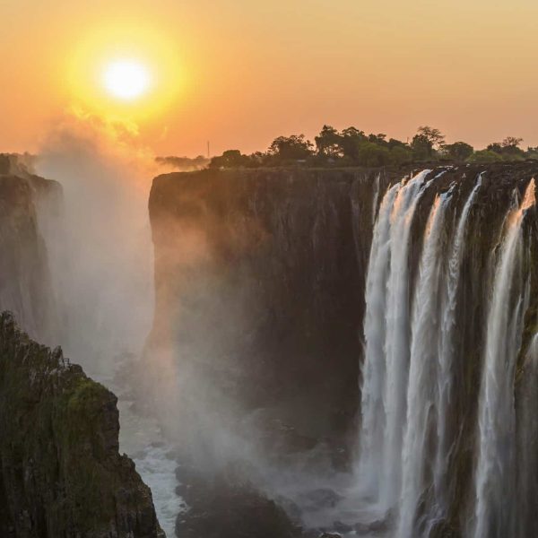 Chutes Victoria au coucher du soleil, Zimbabwe