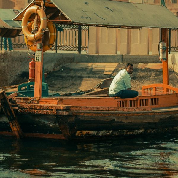 Abra traditionnelle sur la crique de Dubaï