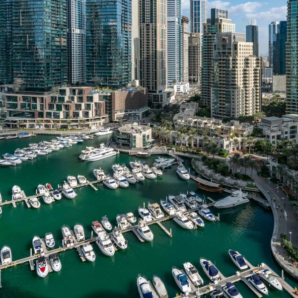 Vue aérienne de la marina de Dubaï