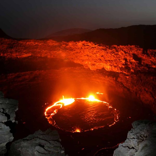 Lac de lave du volcan Erta Ale, désert du Danakil, Éthiopie
