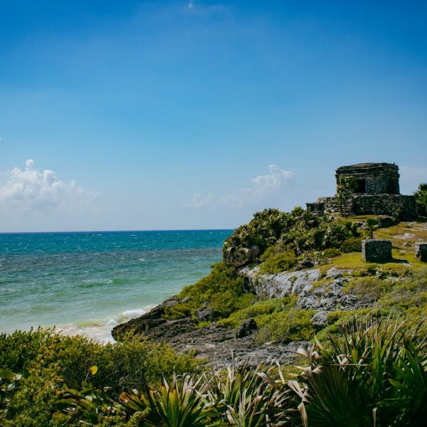 Ruines mayas de Tulum face à la mer des Caraïbes, Mexique
