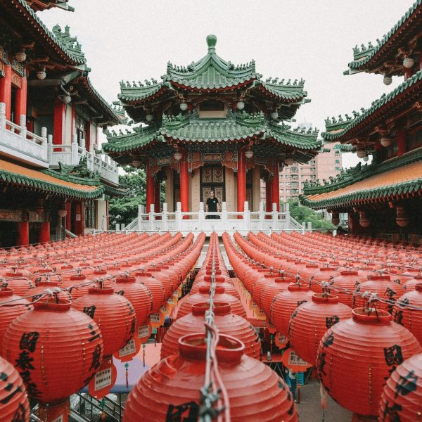 Temple taoïste décoré de lanternes rouges, Taïwan